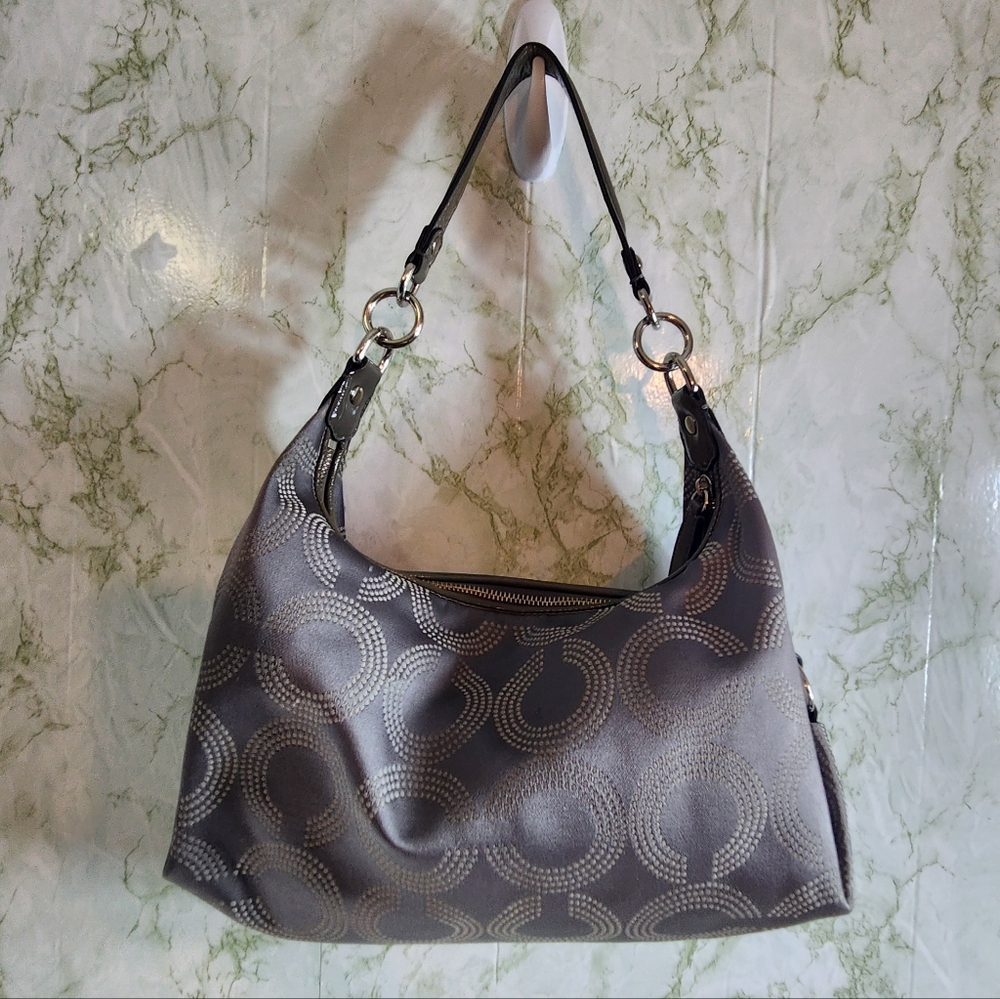 Vintage Coach Patent Trim Handbag - Picture 7 of 16